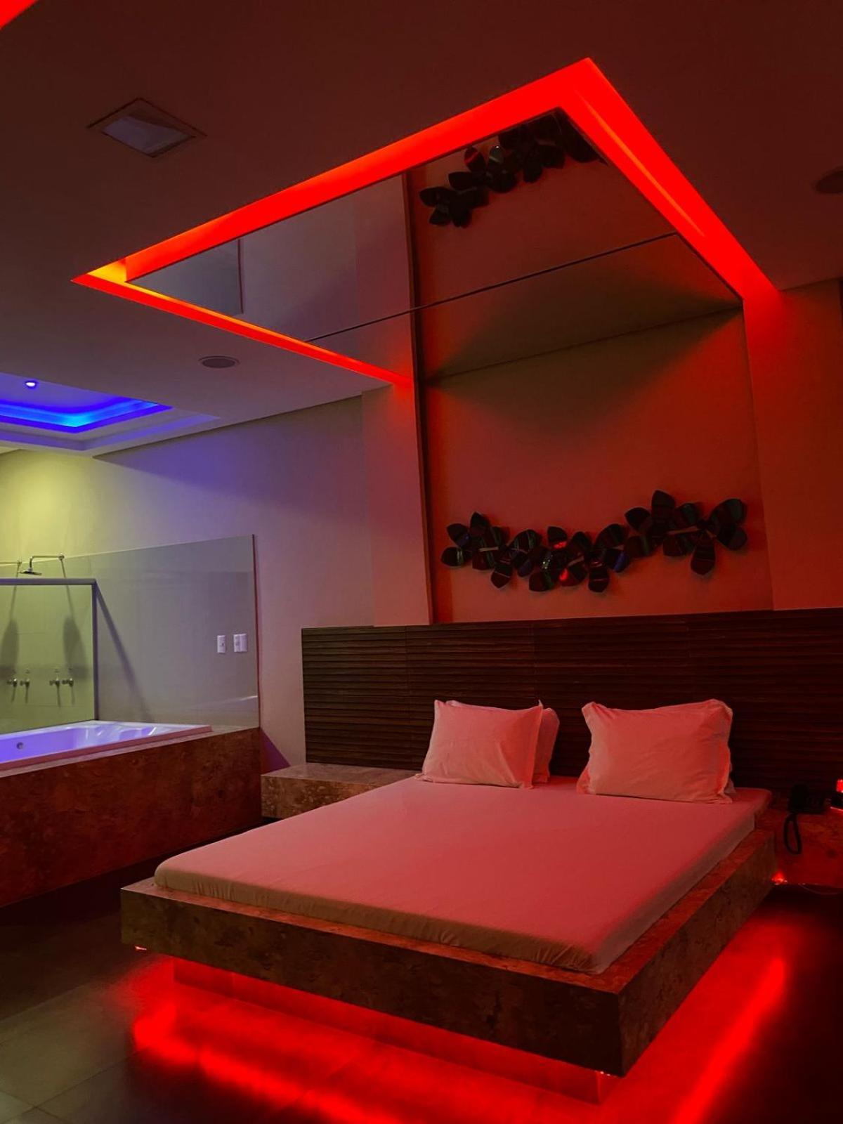 Motel Paris Aparecida de Goiânia Extérieur photo
